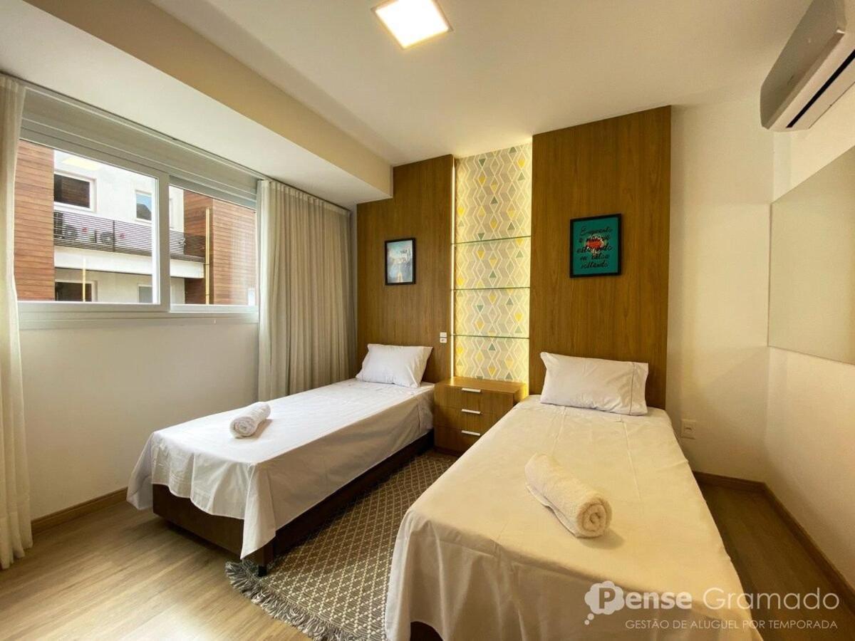 Apartamento 2 Suites - 650M Da Rua Coberta Gramado Exterior photo